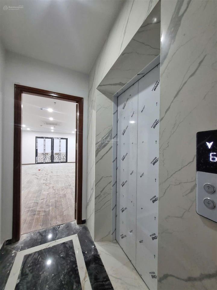 Nhà đẹp đại từ 35m  6 tầng thang máy  phân lô  giá 8,45 tỷ.