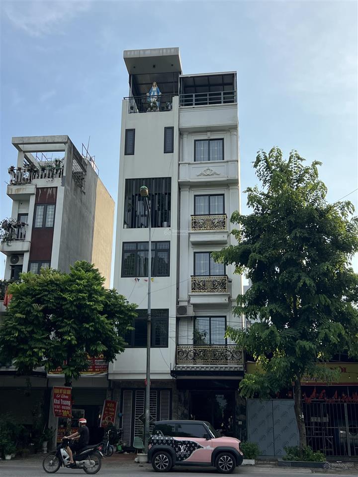 Bán nhà tứ hiệp thanh trì, 43m26 tầng, thang máy, ô tô đỗ cửa, mới koong giá 8,5 tỷ.