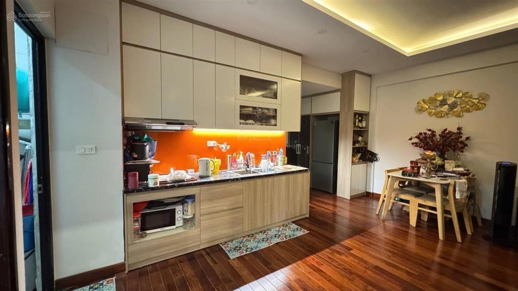 Bán căn hộ tầng trung vinacox  kim văn kim lũ 61m2  2pn, nội thất gỗ hương l, tb nhật, giá 4,1tỷ