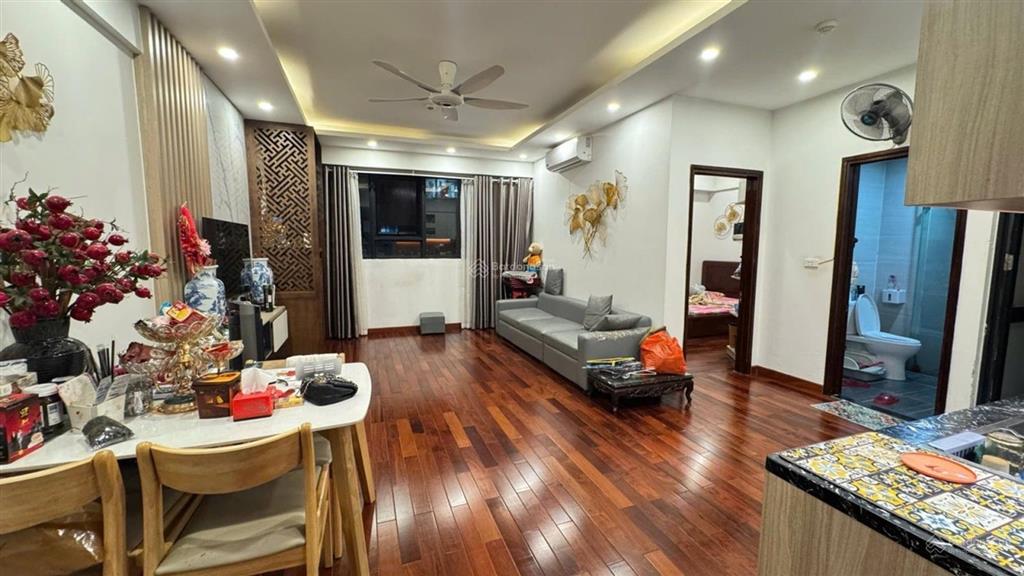 Bán căn hộ tầng trung vinacox  kim văn kim lũ 61m2  2pn, nội thất gỗ hương l, tb nhật, giá 4,1tỷ