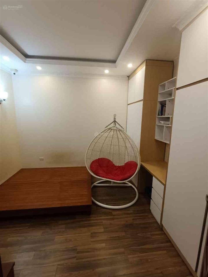 Gần hồ linh đàm 50m2  5 tầng  10m ra đường ô tô tránh  ô chờ thang máy 50m vành đai 3 hơn 10 tỷ