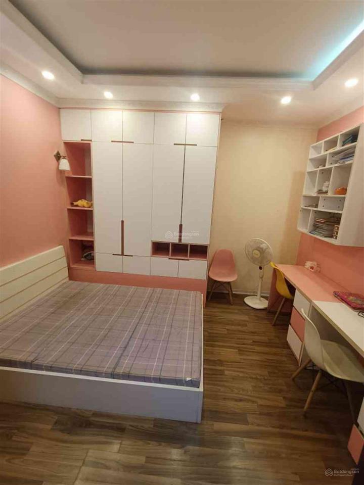 Gần hồ linh đàm 50m2  5 tầng  10m ra đường ô tô tránh  ô chờ thang máy 50m vành đai 3 hơn 10 tỷ