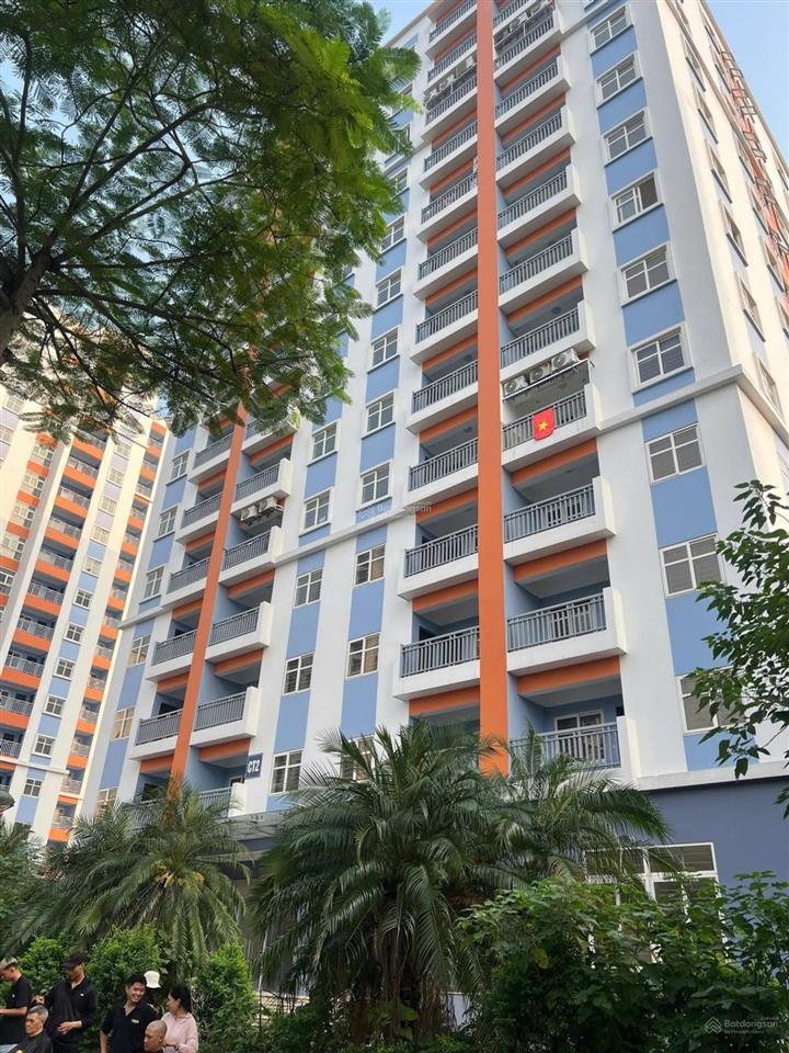 Bán cc 2pn 2wc view hồ đền lừ 2, 4,2 tỷ, 63m2 bao đẹp uy tín mới koong, sổ đỏ chính chủ.