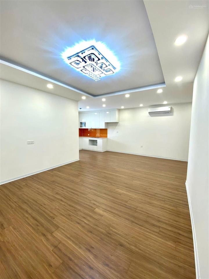 Chuyển nhượng 98m2 căn 3ngu tầng cao giá 6.x tỷ tại chung cư eurowindow river park đông anh