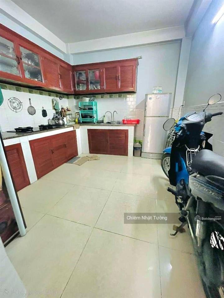 Nhà bán hẻm xe hơi đỗ cửa, sát mặt tiền, 5 tầng kiên cố, 40m2, nguyễn thị nhỏ, tân bình