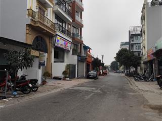 Bán nhà mặt phố nông vụ 85m² , mt 5m nhà 5 tầng thang máy , vỉa hè ôtô tránh giá 23,5 tỷ .