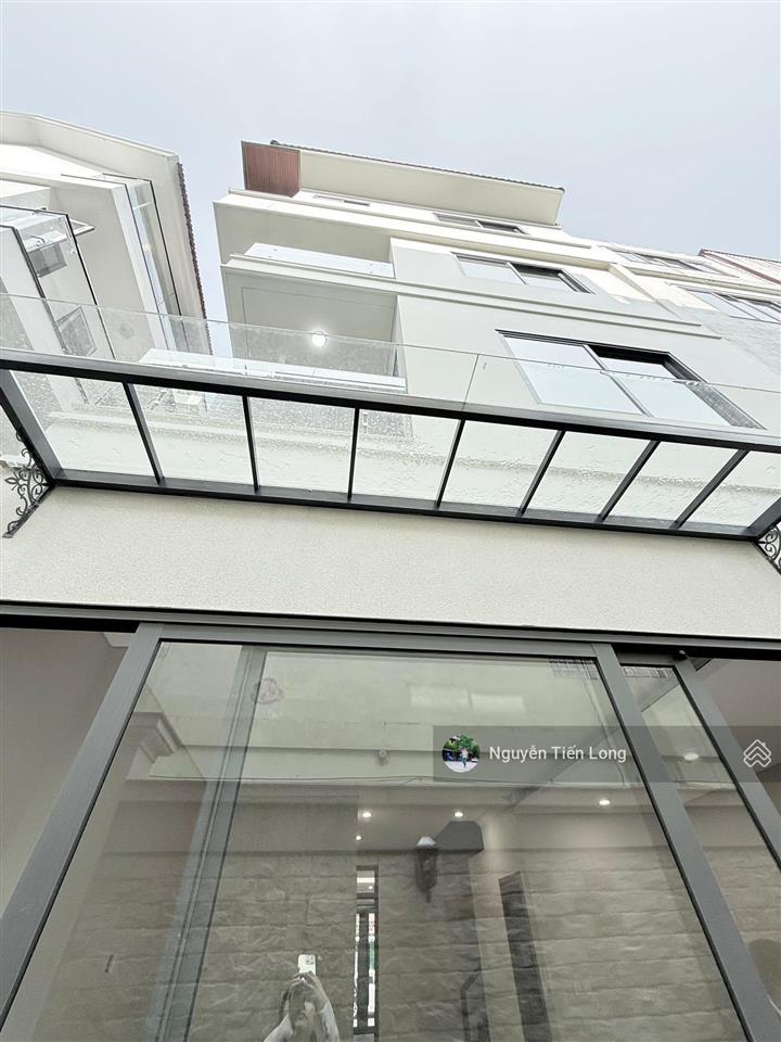 Biệt thự làng quốc tế thăng long  2 mặt  đường to vỉa hè rộng  205m2 x 4t thang máy mới  126 tỷ