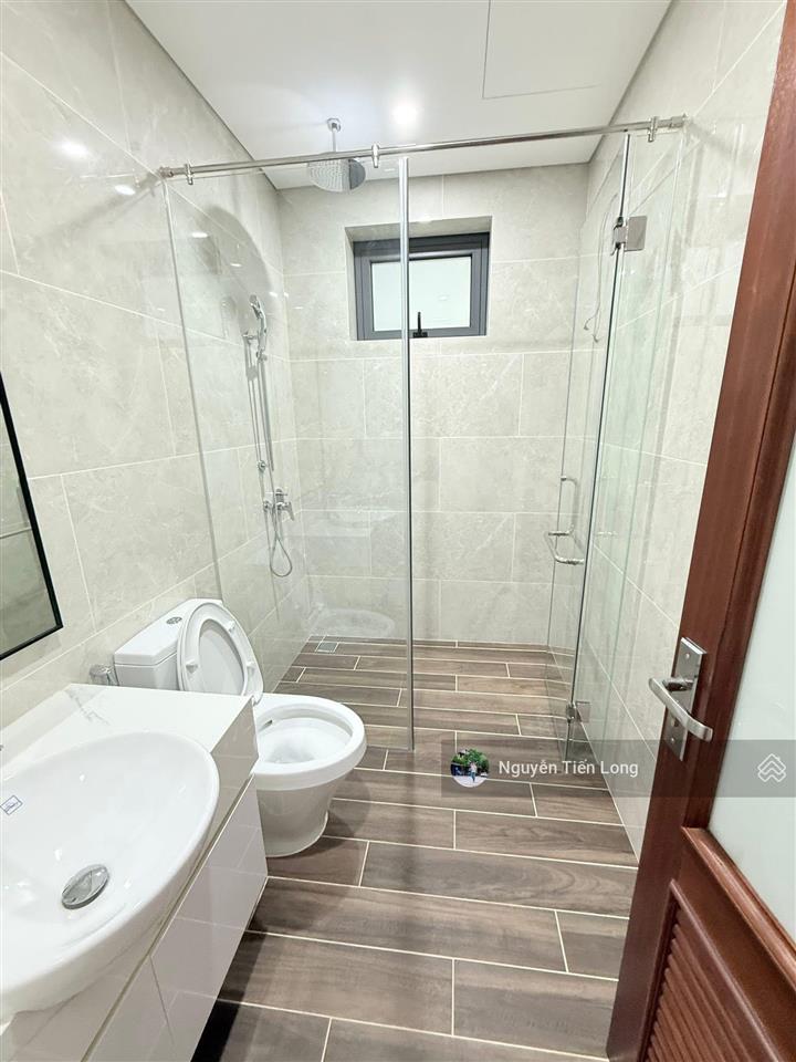 Biệt thự làng quốc tế thăng long  2 mặt  đường to vỉa hè rộng  205m2 x 4t thang máy mới  126 tỷ