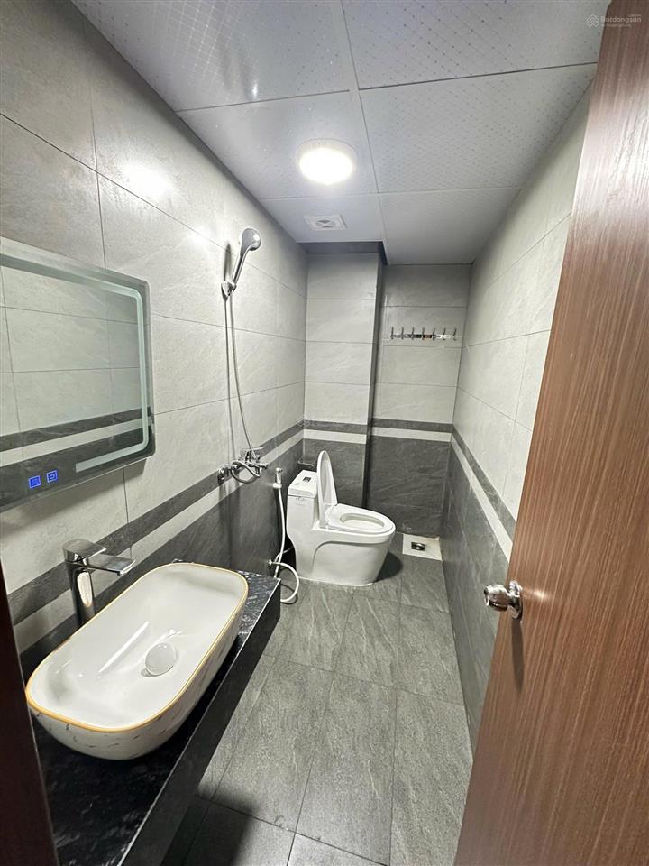 Nhà đẹp 5 tầng có thang máy, 47m²  phố dương văn bé, sổ đỏ chính chủ!