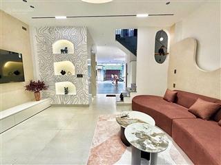 Chdv mặt tiền đường số 7, p11, 5.1x16, 5 tầng, 6p 6wc, thang máy, cạnh cv làng hoa, 14.3tỷ