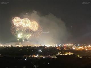 Chính chủ bán căn 72,9m 2pn2wc 3n2wwc hướng tn view sông view triển lãm quốc gia xem bắn pháo hoa