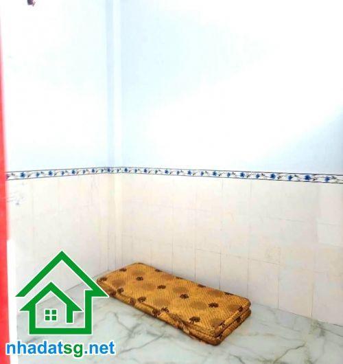 Chỉ 5,2 tỷ  nhà 3 tầng ngay ngã tư thoại ngọc hầu & lũy bán bích dòng tiền 16,5tr/tháng  3 pn