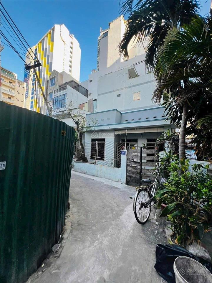 Bán nhà khu phố tây sát biển,cách trục đường hùng vương chỉ 50m hẻm rộng