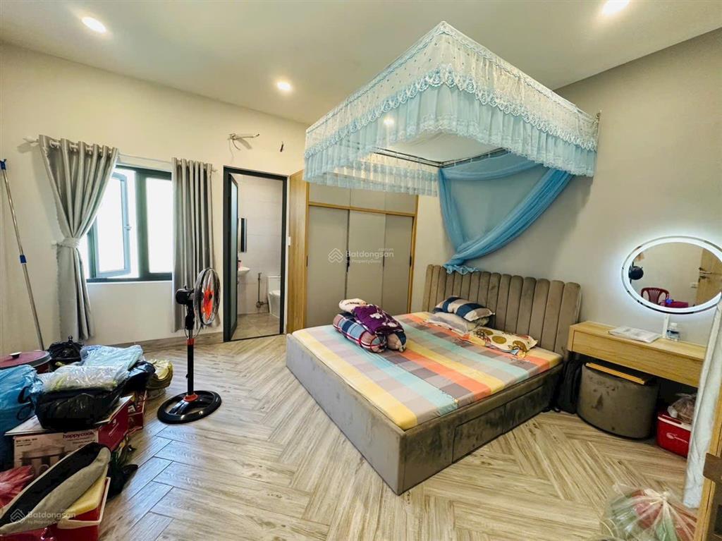 Hoa hồng 50tr nhờ anh chị môi giới rap khách ạ cần bán gấp hạ 200tr nhà 2 lầu giá tốt vĩnh thạnh