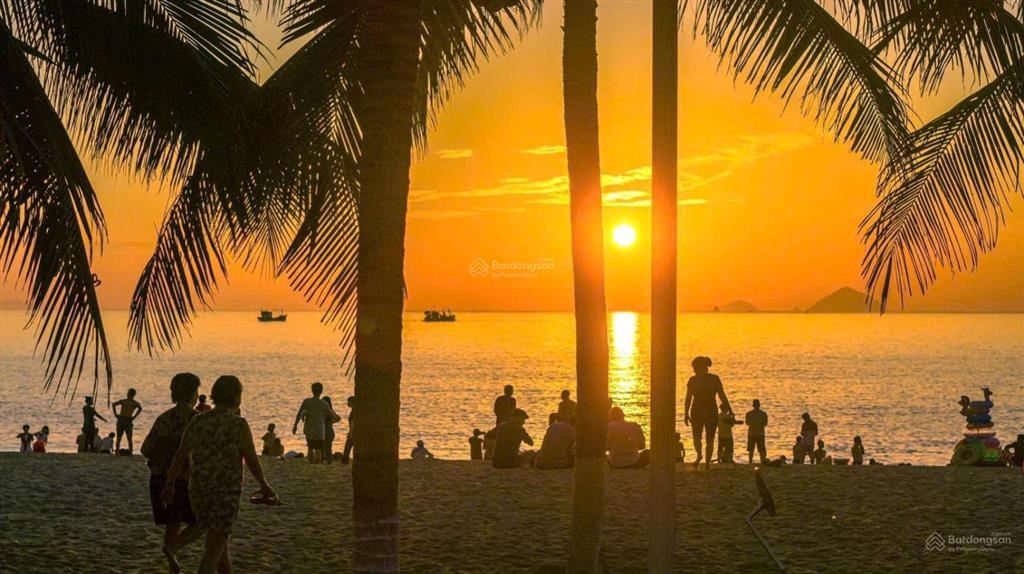 Lên 1 em hoa hậu siêu vip cho khách yêu ạ căn vip 3pn view trực diện biển dự án alora nha trang