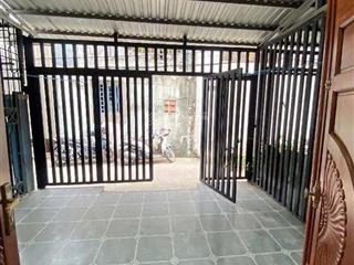 Nhà cách quốc lộ 50 chỉ 15m 2 mặt hẻm xe hơi thông thoáng