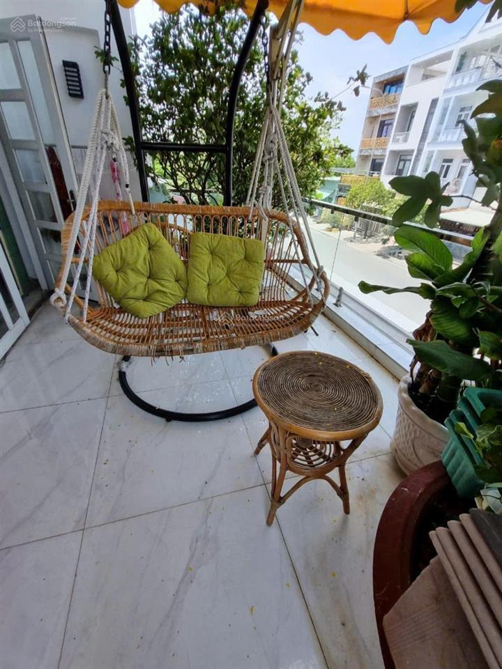 Nhà mặt tiền kinh doanh 3tầng đường 20m khu dân cư bình điền quận 8