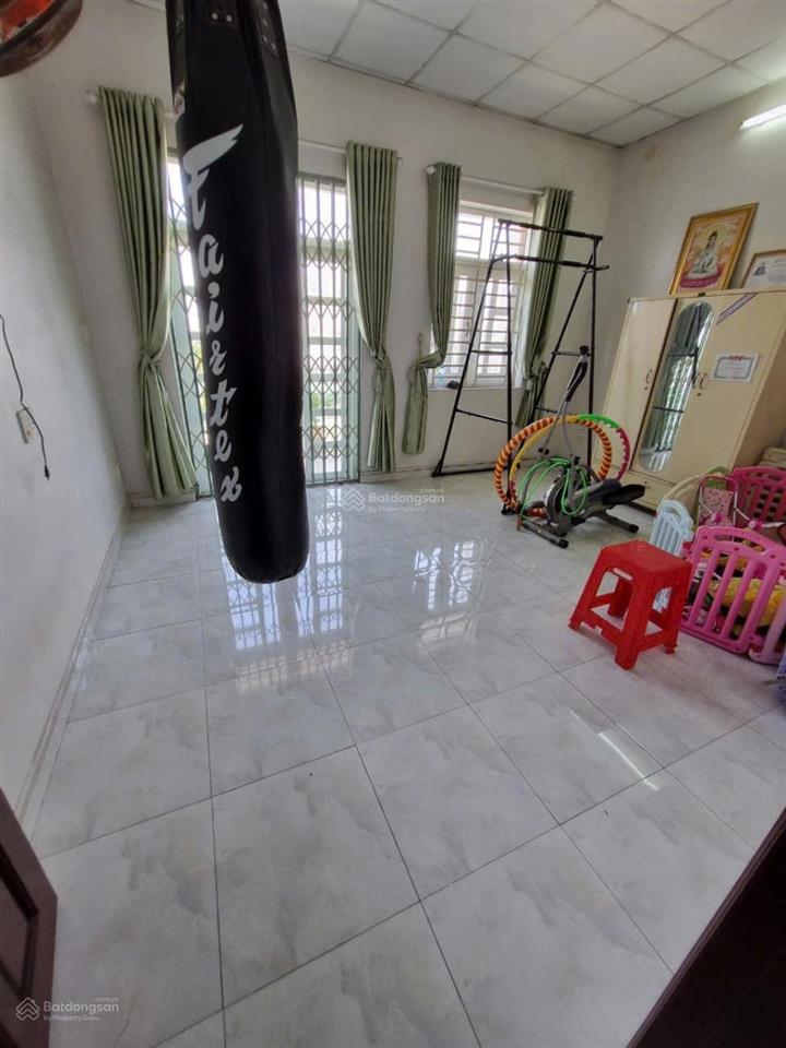 Nhà mặt tiền kinh doanh 3tầng đường 20m khu dân cư bình điền quận 8