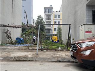 Phú cát hòa lạc  130m²  3.4 tỷ  đường ô tô vỉa hè  gần đhqg, fpt, cnc