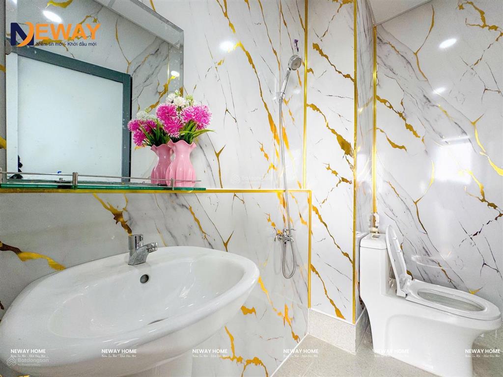 Cho thuê căn hộ ban công đầy đủ nội thất ở tân phú.  kế bên eaon mall tân phú