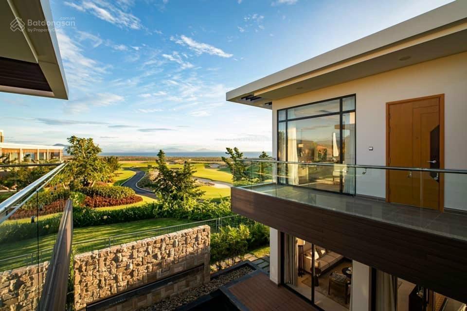 Chính chủ cần bán biệt thự biển giá chỉ từ 25 tỷ, view biển  sở hữu lâu dài.  0905 897 ***