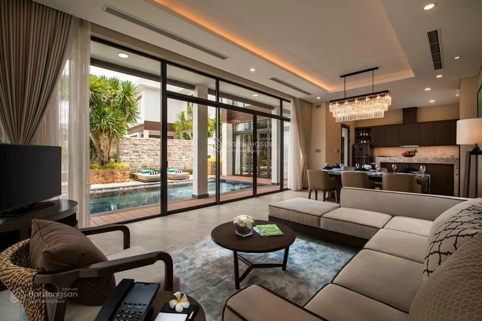 Chính chủ cần bán biệt thự biển giá chỉ từ 25 tỷ, view biển  sở hữu lâu dài.  0905 897 ***