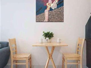Căn hộ dịch vụ âu cơ 7 tầng thang máy dòng tiền 30 triệu/tháng