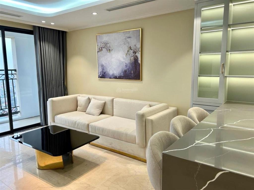 D le roi soleil view trọn hồ tây  3pn full nội thất