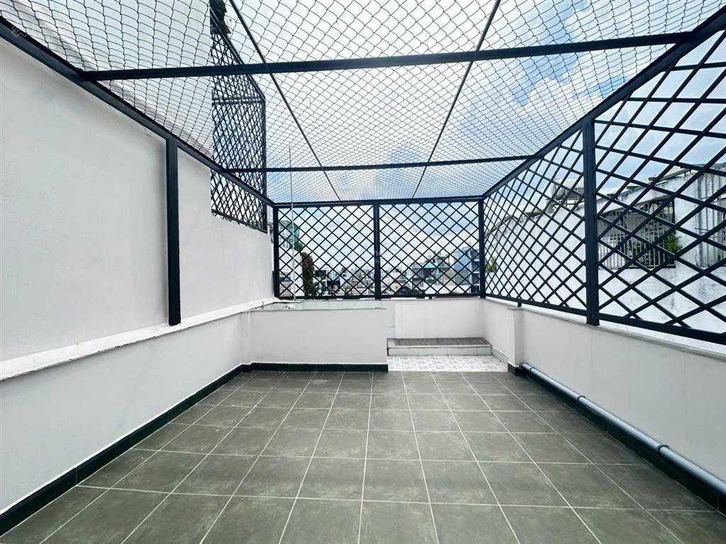Bán nhà hẻm 6m đường số 16 bình tân 4 tầng btct sổ vuông chỉ hơn 7 đồng.