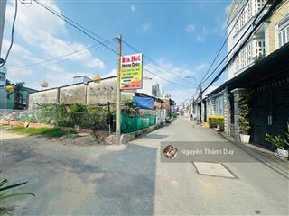 Căn góc 3 mặt tiền đường nguyễn văn tăng ngay cđ cảnh sát  dt 284m2 ngang 14m vuông vức  13 tỷ tl