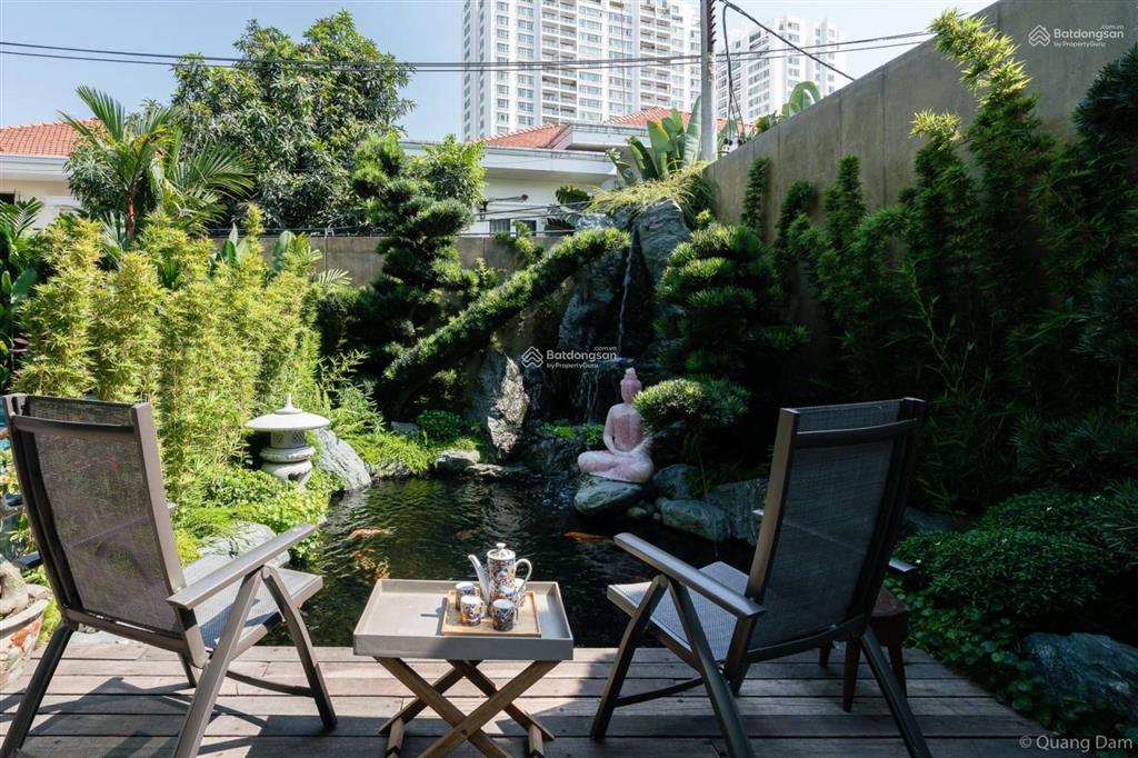 Ngộp bank bán gấp! lâu đài pháp 742m2 gần ga metro  chủ vay 88 tỷ, giá chốt mềm!