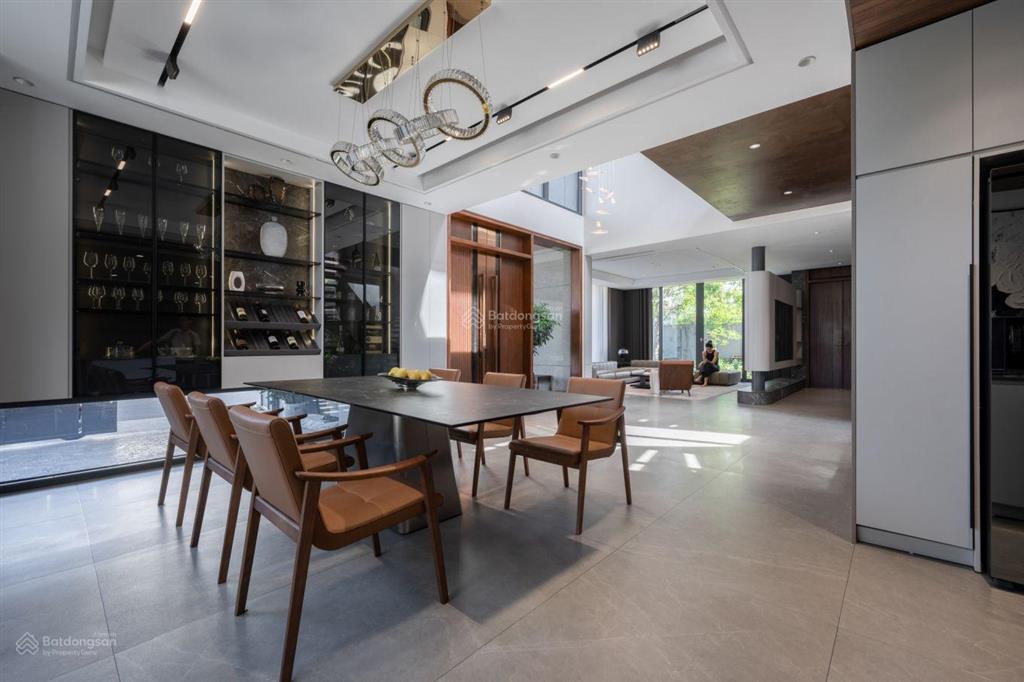 Deal hời nhất thảo điền! biệt thự đẹp hồ bơi hầm 4 tầng 329m² mt ngay ga metro. giá chốt mềm