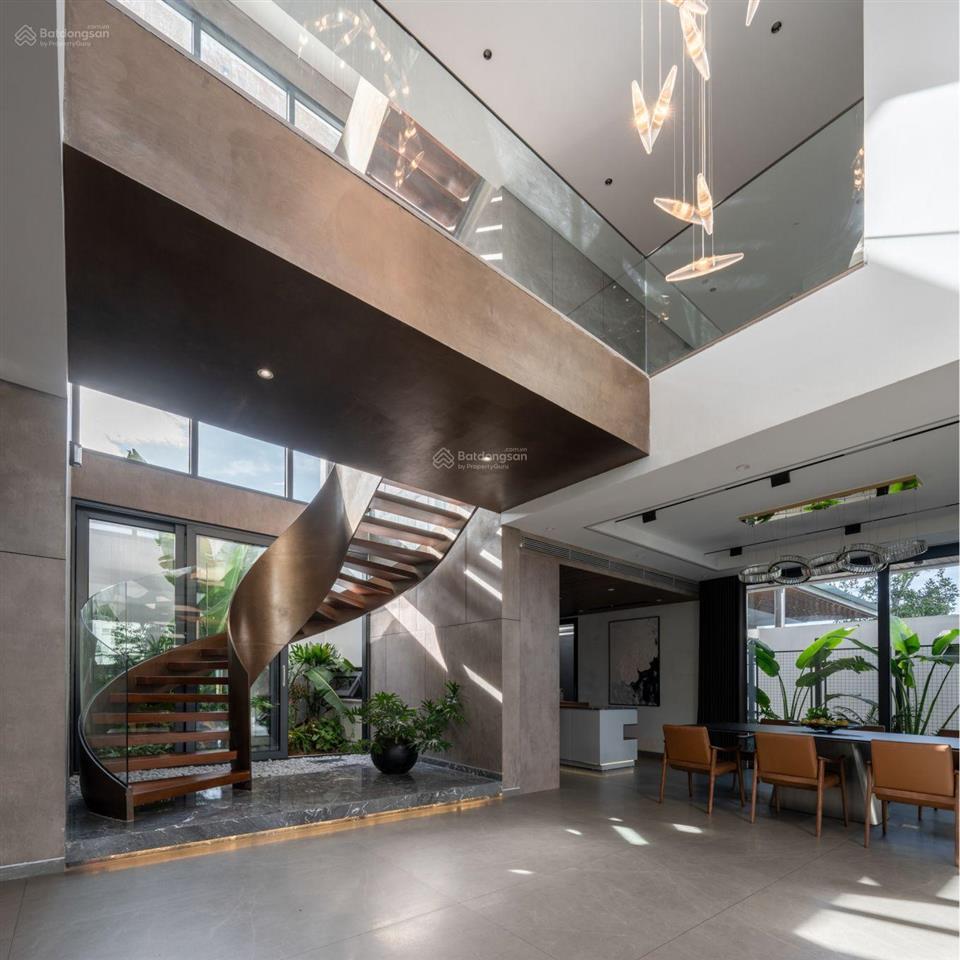 Deal hời nhất thảo điền! biệt thự đẹp hồ bơi hầm 4 tầng 329m² mt ngay ga metro. giá chốt mềm