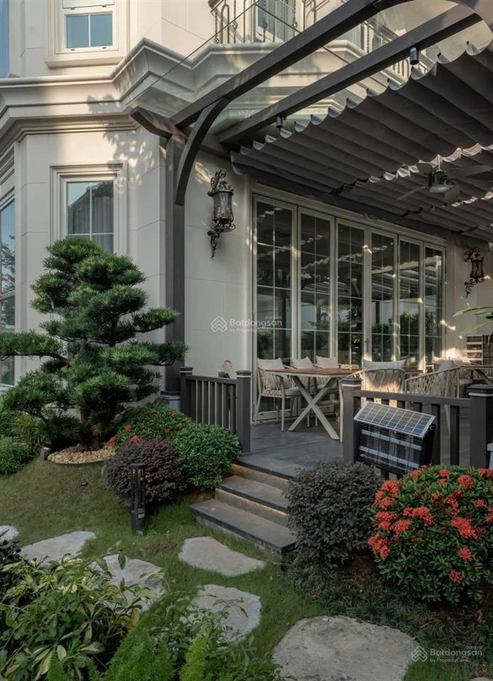 Giảm sâu 42 tỷ! biệt thự đẹp khu compound bên sông trần não dt 17x25 428m2. giá tốt bất ngờ