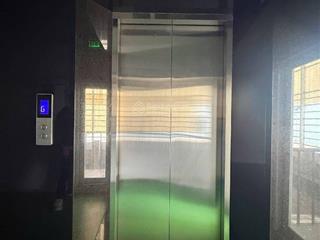 Siêu phẩm tòa nhà văn phòng khu tên lửa 5 tầng ngang 10m bề thế chỉ 25 tỷ