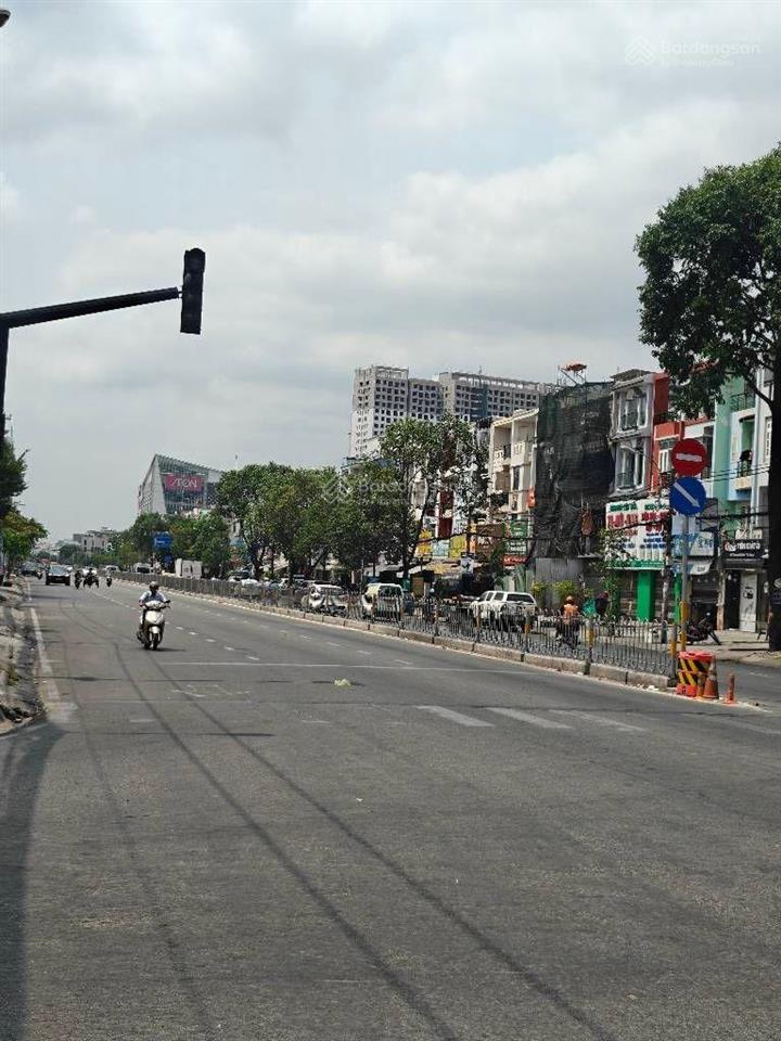 Siêu phẩm mặt tiền kinh doanh khu tên lửa 4 tầng đường 12m nhik 11 tỷ