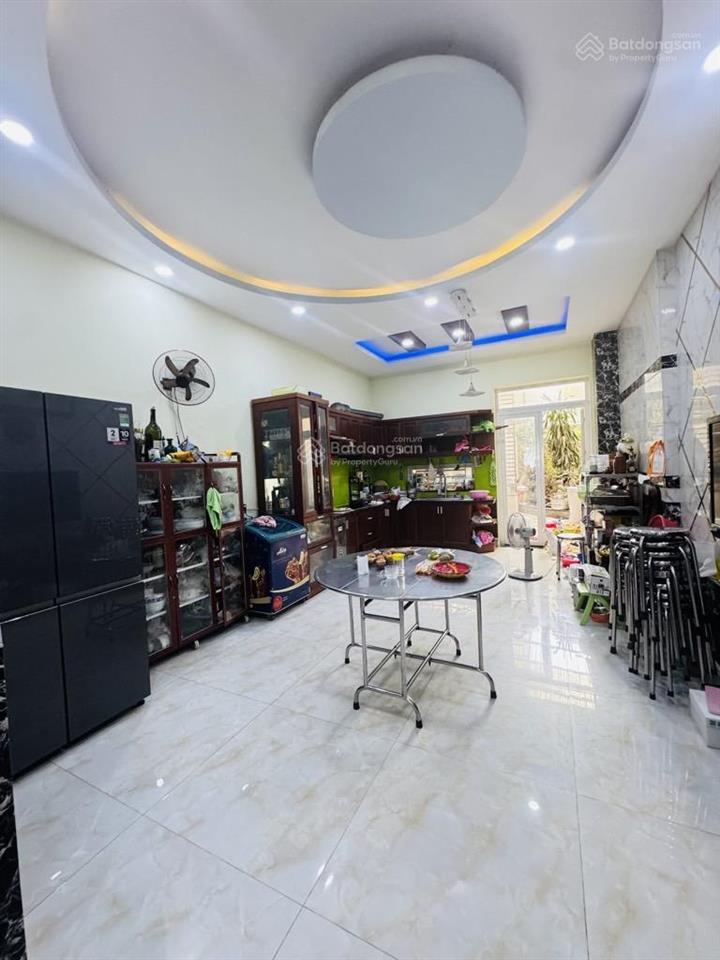 Siêu phẩm mtkd tên lửa 4 tầng thang máy cn 160m2 ngang 4,6m, nhỉnh 20 tỷ