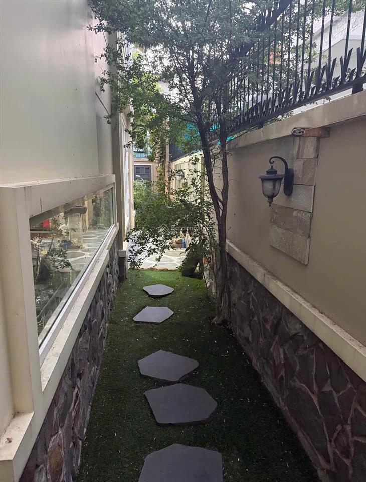 Siêu phẩm biệt thự khu tên lửa 169m2 ngang 8m bề thế 3 tầng chỉ 2x tỷ