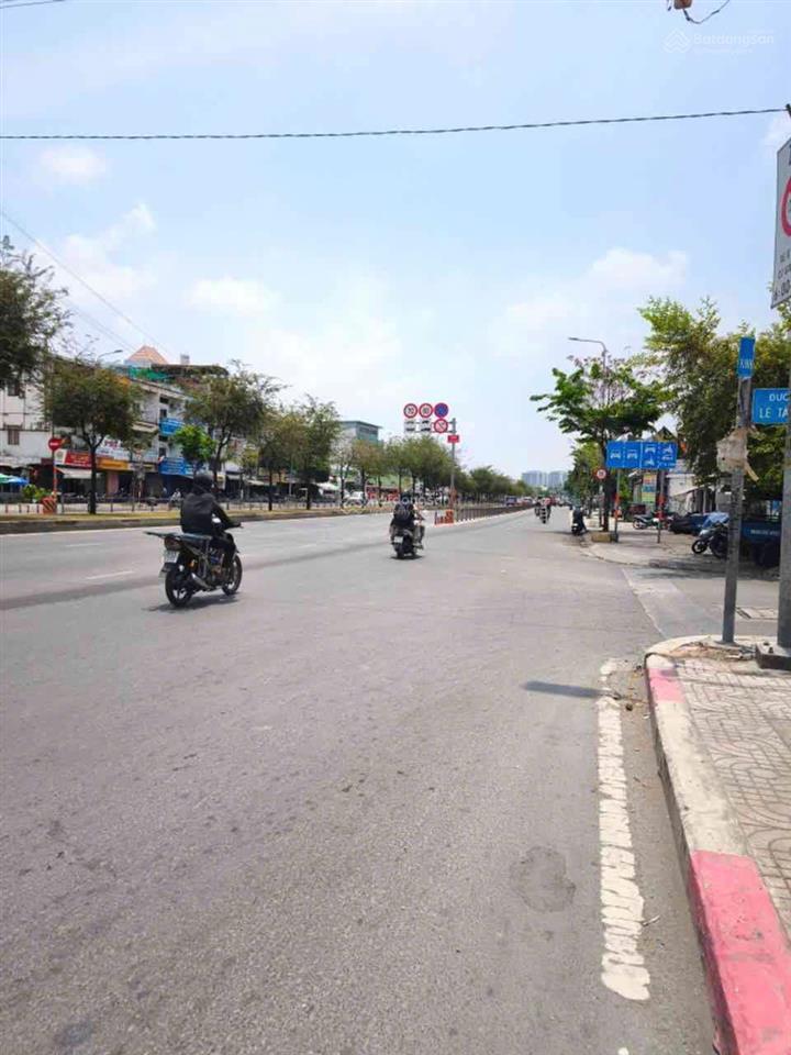 Siêu phẩm 957m2 mặt tiền kinh dương vương ngang khủng 21m dòng tiền 600tr/n, chỉ 2x tỷ