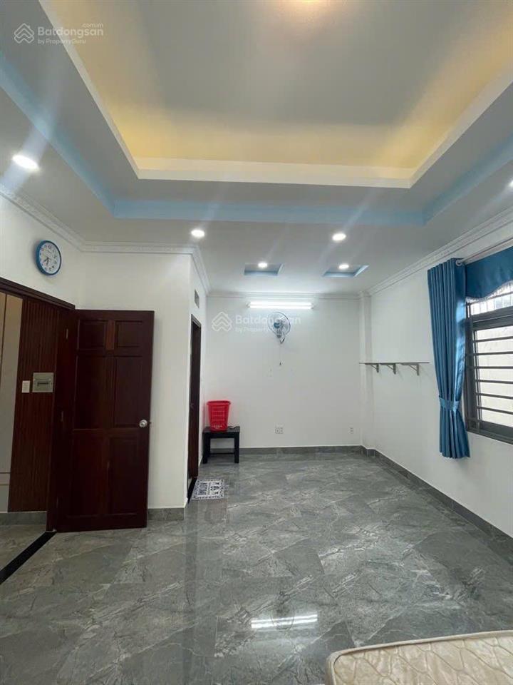 Biệt thự đẹp sát khu tên lửa 5 tầng 98m2 ngang khủng 6.5m đường 7m nhik 8 tỷ