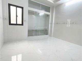 Nhà đẹp khu tên lửa 3 tầng 56m² ngang 4m chỉ 5.1 tỷ
