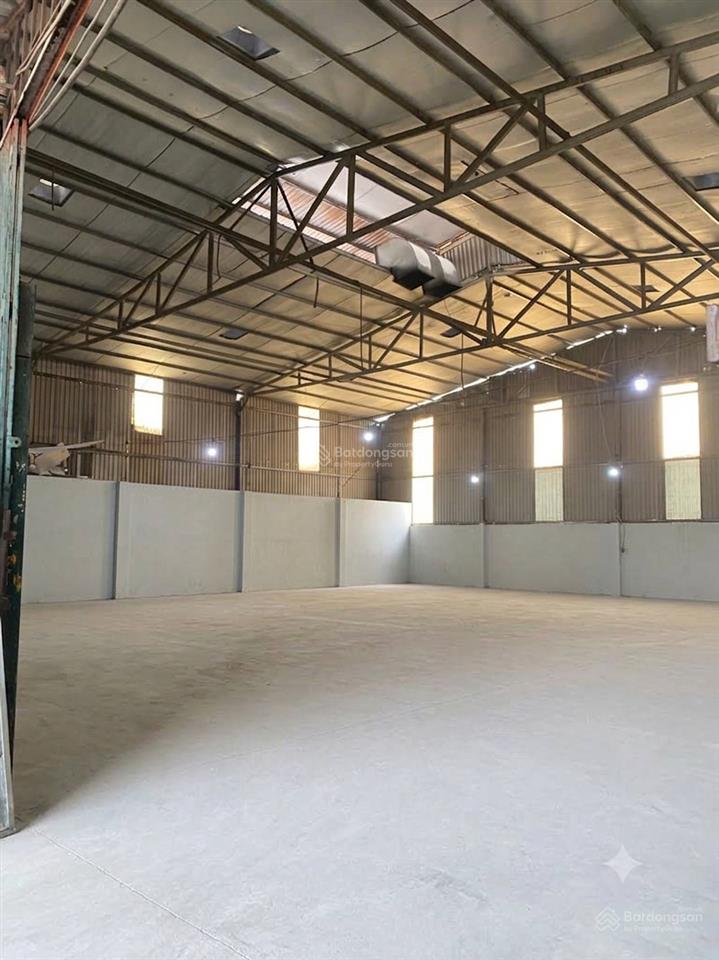 Bán nhà xưởng 2 tầng tỉnh lộ 10, ngang bề thế 27m 1300m2 dòng tiền 6000 tr/n