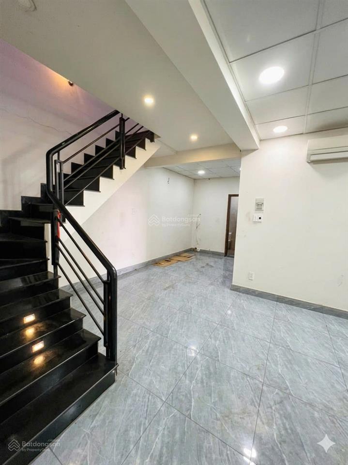 Bán xưởng mặt tiền quốc lộ 1a, 505m2 ngang 15m thu nhập 50 tr/th, chỉ 8.8 tỷ