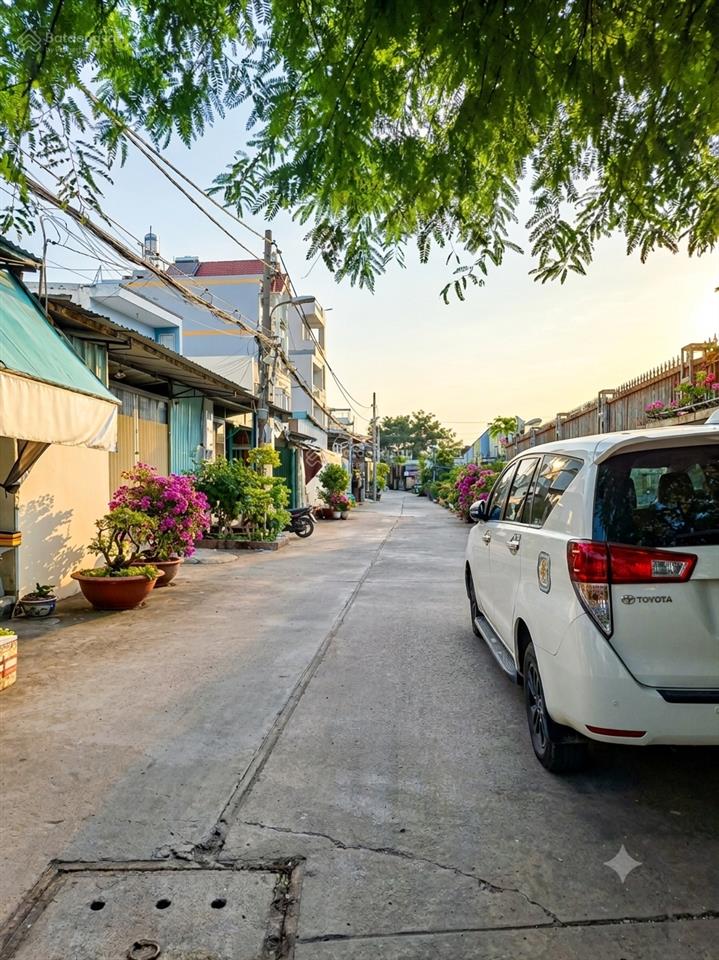 Bán nhà hồ học lãm, 90m2 hẻm ôtô thông dòng tiền tốt nhỉnh 4 tỷ