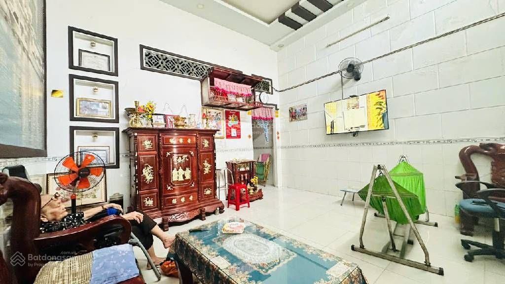 Bán đất tặng nhà võ văn kiệt 155m2, ngang 5.5m nở hậu chỉ 9 tỷ