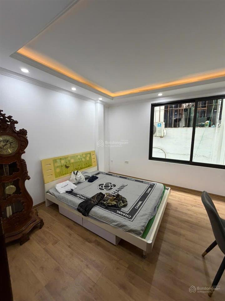 Chị em bán nhà 32m 5tầng thang máy phố phan đình giót, la khê, hà đông