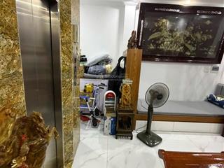 Chị em bán nhà 32m 5tầng thang máy phố phan đình giót, la khê, hà đông