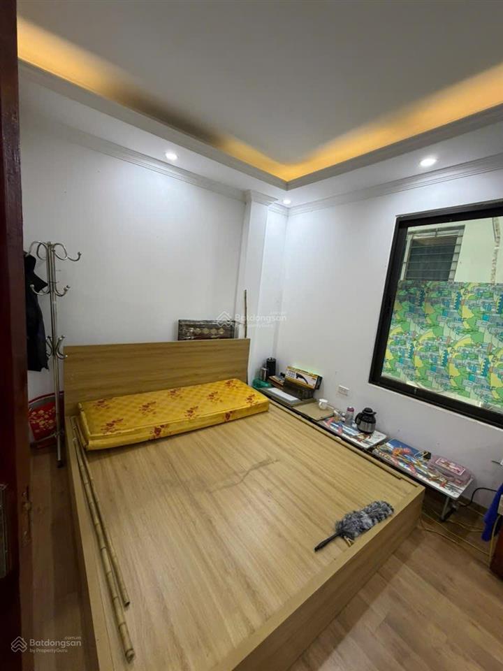 Chị em bán nhà 32m 5tầng thang máy phố phan đình giót, la khê, hà đông