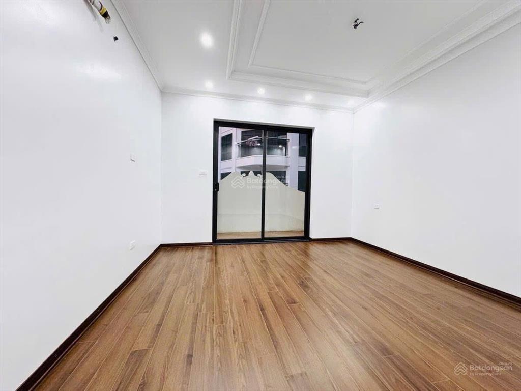 Bán nhà đền lừ, vỉa hè, kinh doanh, gần mặt đường lớn, rẻ vô địch, 62m2, chỉ 16,99 tỷ