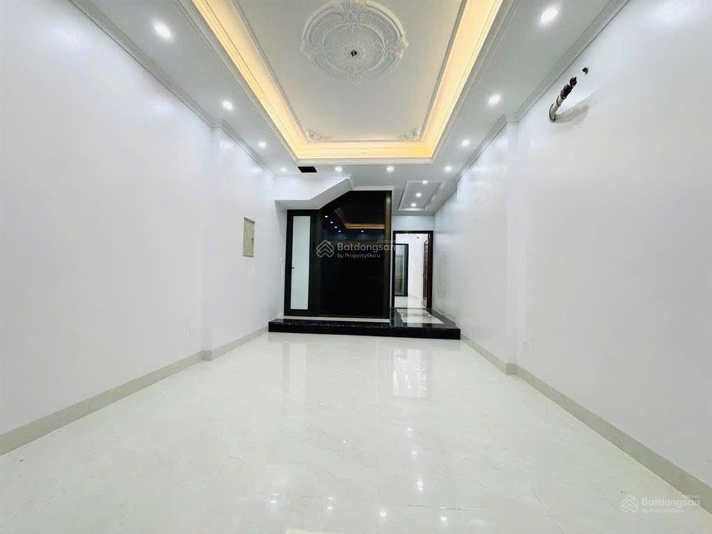Bán nhà đền lừ, vỉa hè, kinh doanh, gần mặt đường lớn, rẻ vô địch, 62m2, chỉ 16,99 tỷ